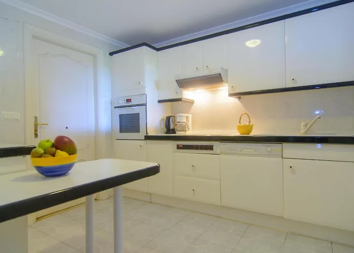 Venalmar First Line Townhouse, Garden, Sea Views Σπίτι διακοπών *