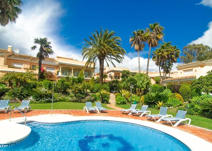 Venalmar First Line Townhouse, Garden, Sea Views Σπίτι διακοπών *