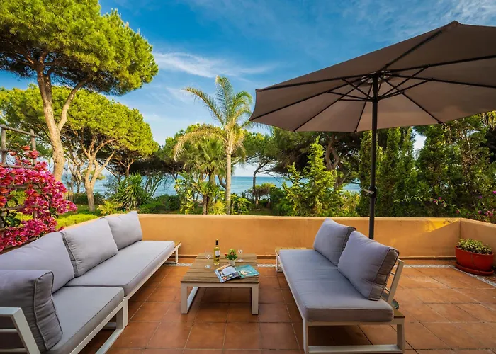 Σπίτι διακοπών Venalmar First Line Townhouse, Garden, Sea Views *