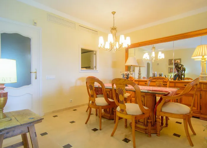 Venalmar First Line Townhouse, Garden, Sea Views *