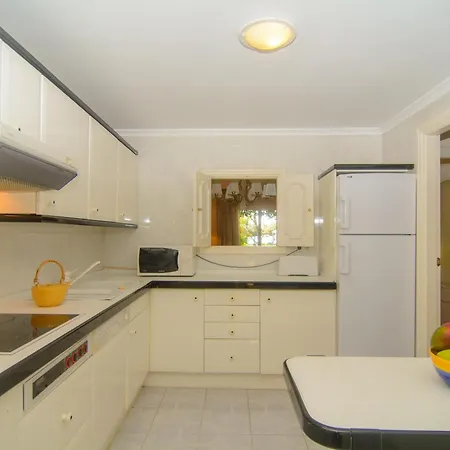 Venalmar First Line Townhouse, Garden, Sea Views *