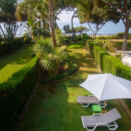 Venalmar First Line Townhouse, Garden, Sea Views * Estepona