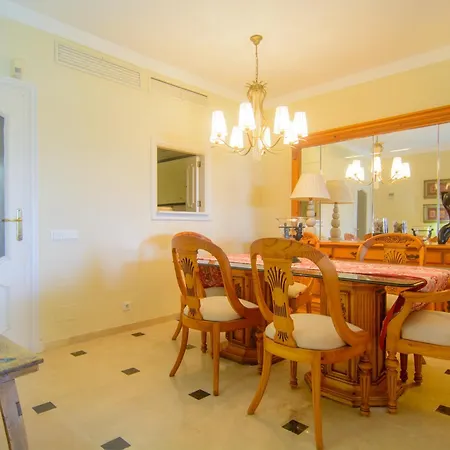 Venalmar First Line Townhouse, Garden, Sea Views *